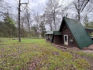 328 Cricket Ln, Berry, KY 41003