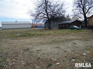 205 12th St, Cairo, IL 62914