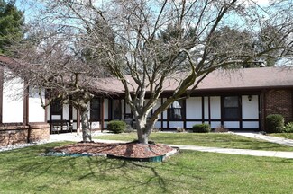 4517 Bekinshire Dr NW Unit 23, Comstock Park, MI 49321