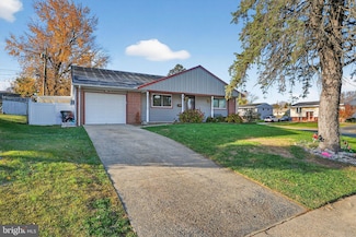 286 Pinoak Ln, Frederick, MD 21701