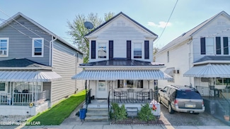 30 Meyers St, Kingston, PA 18704