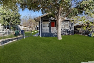 5015 Blessing St, San Antonio, TX 78228