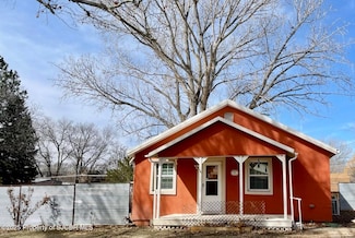 817 Mc Coy Ave, Aztec, NM 87410
