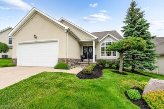 6838 Twin Oaks Ct Unit 6838, Canfield, OH 44406
