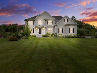 10 Beech St, Millis, MA 02054