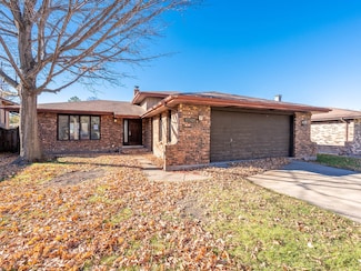 17922 State Line Ave, Lansing, IL 60438