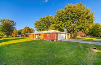 5130 Linden St, Anderson, IN 46017