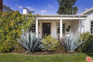 16 Oak Knoll Gardens Dr, Pasadena, CA 91106