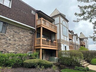 136 S La Londe Ave Unit 1D, Addison, IL 60101