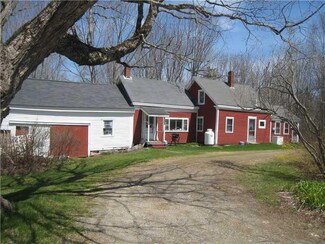 121 Brock Rd, Searsport, ME 04974