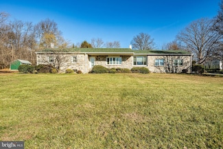 566 Egypt Rd, Phoenixville, PA 19460