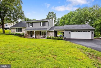 165 Lehigh Dr, Richboro, PA 18954