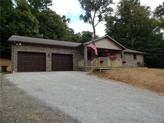 140 Spruce Rd, Claysville, PA 15323