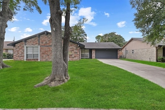 1311 Creek Hollow Dr, El Lago, TX 77586