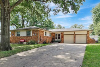 955 E Kristen Rd, Derby, KS 67037
