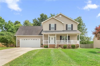 74 Harris Farm Ct, Thomasville, NC 27360