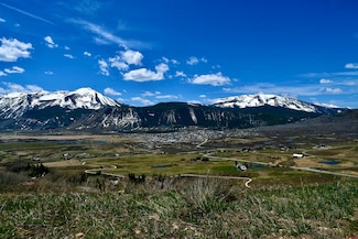 16 Summit Rd, Crested Butte, CO 81225