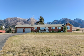 2702 E River Rd, Livingston, MT 59047