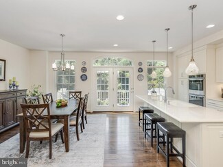10669 Yorktown Ct, Fairfax, VA 22030
