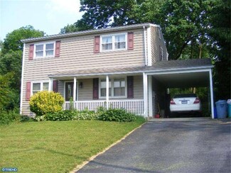 423 Calyn Dr, Reading, PA 19607