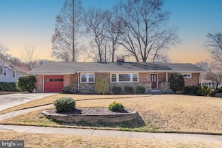 6910 Andover Dr, Alexandria, VA 22307