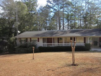 683 Mill Creek Rd, Abbeville, AL 36310