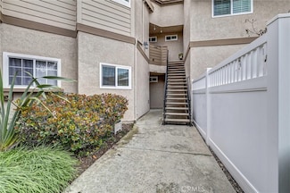 24378 Larchmont Ct Unit 67, Laguna Hills, CA 92653