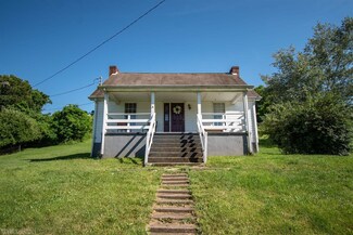 113 White Ave, Glen Lyn, VA 24093