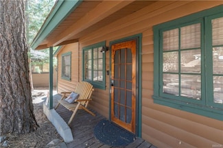 796 Silver Tip Dr, Big Bear Lake, CA 92315