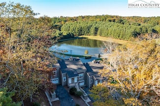 30 Village Rd Unit 102, Roaring Gap, NC 28668
