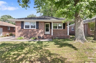1402 Elder Ave, Chesapeake, VA 23325