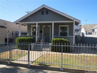 440 W 9th St, Long Beach, CA 90813
