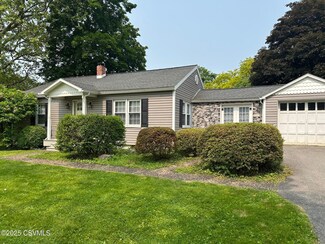 69 Sunset Rd, Lewisburg, PA 17837