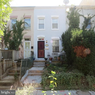 1373 K St SE, Washington, DC 20003
