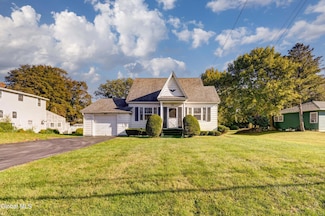 1401 Midline Rd, Amsterdam, NY 12010