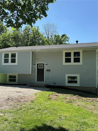 706 Bogy St, de Soto, MO 63020