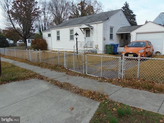 16 Churchill Rd, Cherry Hill, NJ 08034