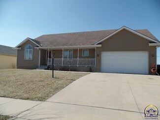 3009 SE Peck Rd, Topeka, KS 66605