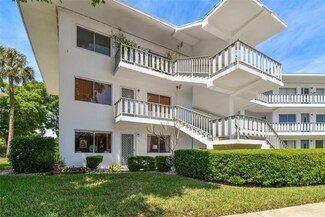 11201 80th Ave Unit 110, Seminole, FL 33772
