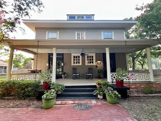 604 S Center St, Forney, TX 75126