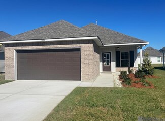 2096 Sherri's, Port Allen, LA 70767