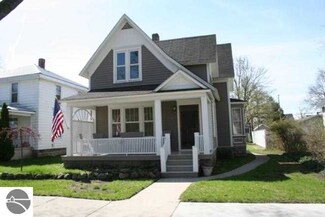134 E Ninth St, Traverse City, MI 49684