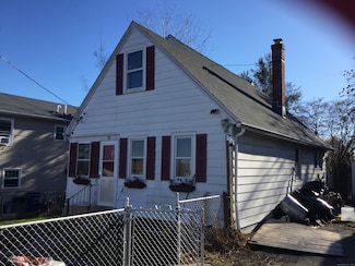 227 Sylvan St, Bridgeport, CT 06606