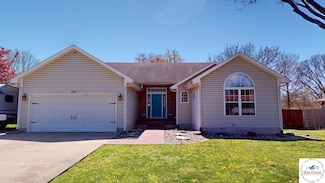 219 W 24th St, Sedalia, MO 65301