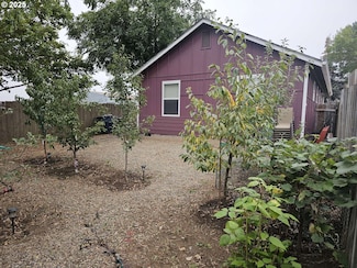 211 Bobby Doerr Way, Eugene, OR 97402