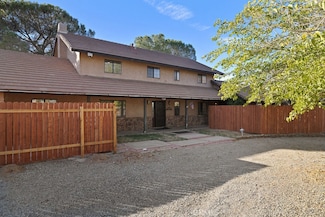 40721 25th St W, Palmdale, CA 93551