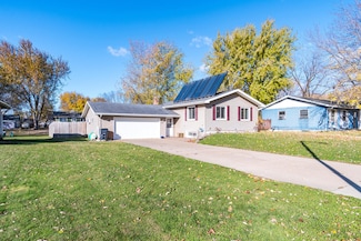 1317 Lincoln Ave, Tomah, WI 54660