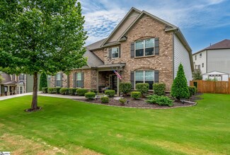120 Sapphire Pointe Dr, Duncan, SC 29334