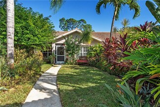 914 Augusta Blvd Unit 7, Naples, FL 34113