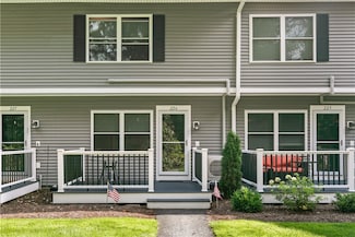 200 Post Rd Unit 226, Warwick, RI 02888